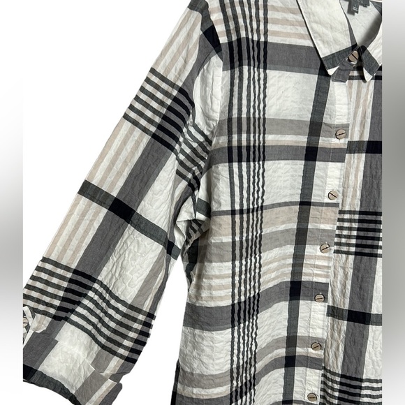 HABITAT LG  & XL gauzy crinkle button down shirt,black & white plaid, hi low - Picture 8 of 16